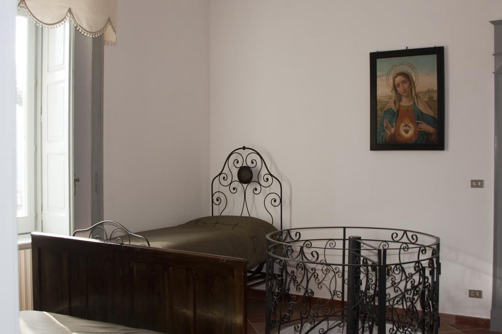 Palazzo D'Orsi Villa Calvanico Kamer foto