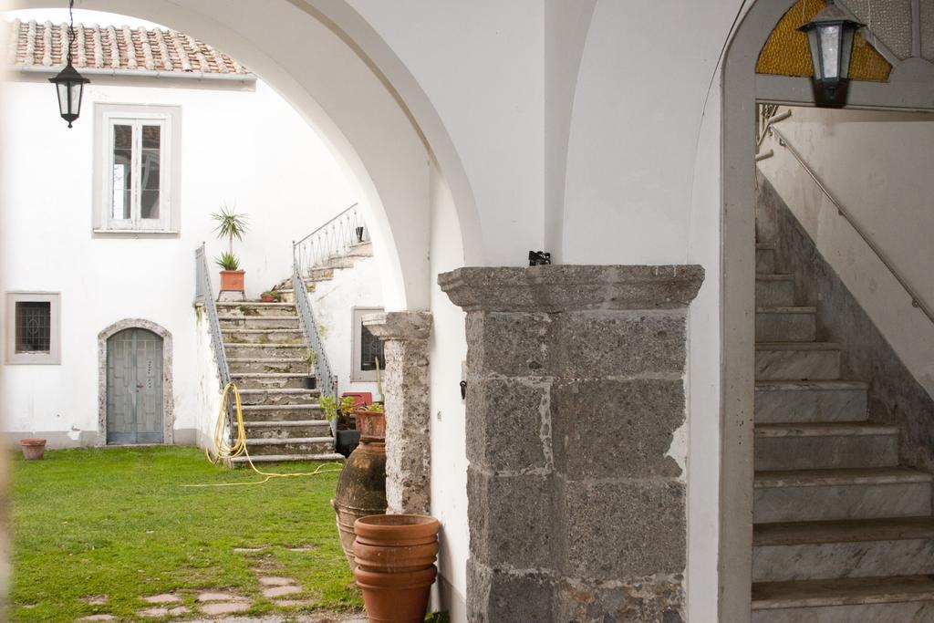Palazzo D'Orsi Villa Calvanico Buitenkant foto